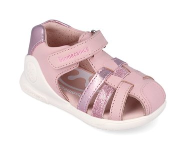 Кожаные босоножки