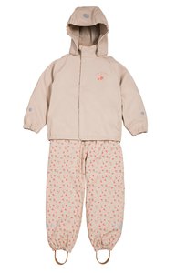 Дождевик и брюки Kenza X