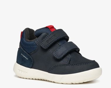 Isolatsiooniga vabaajajalatsid Gore-Tex